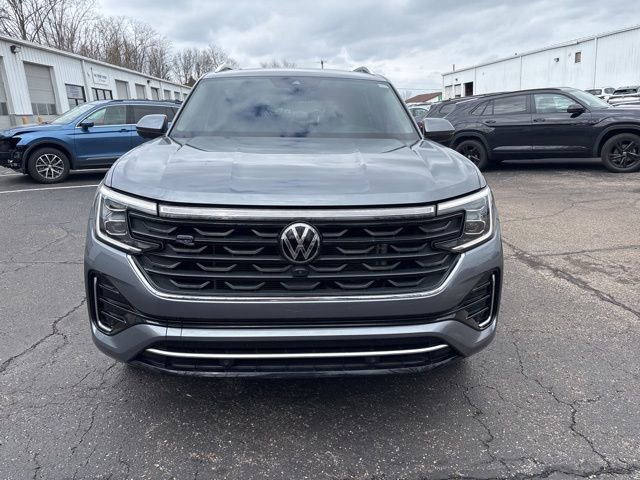 Used 2024 Volkswagen Atlas SEL Premium R-Line image 4