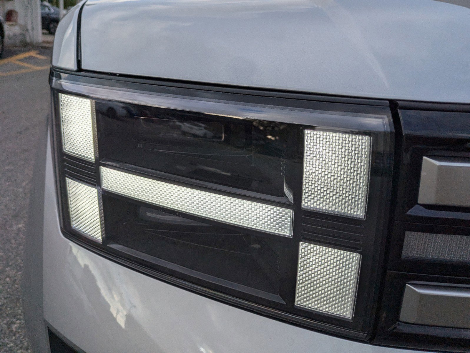 New 2026 Hyundai Santa Fe SE image 13