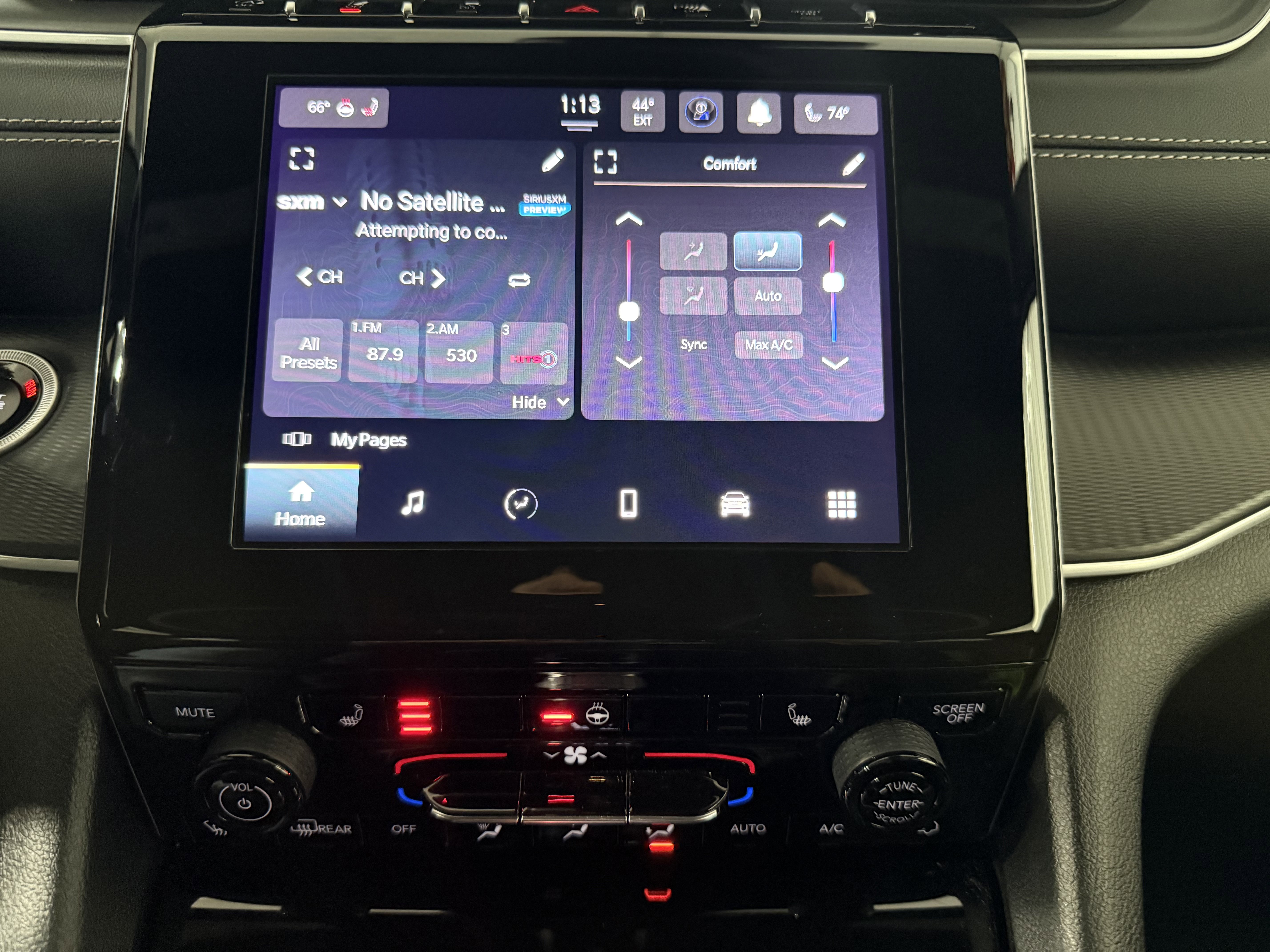 Used 2024 Jeep Grand Cherokee L Laredo w/ Luxury Tech Group I image 31