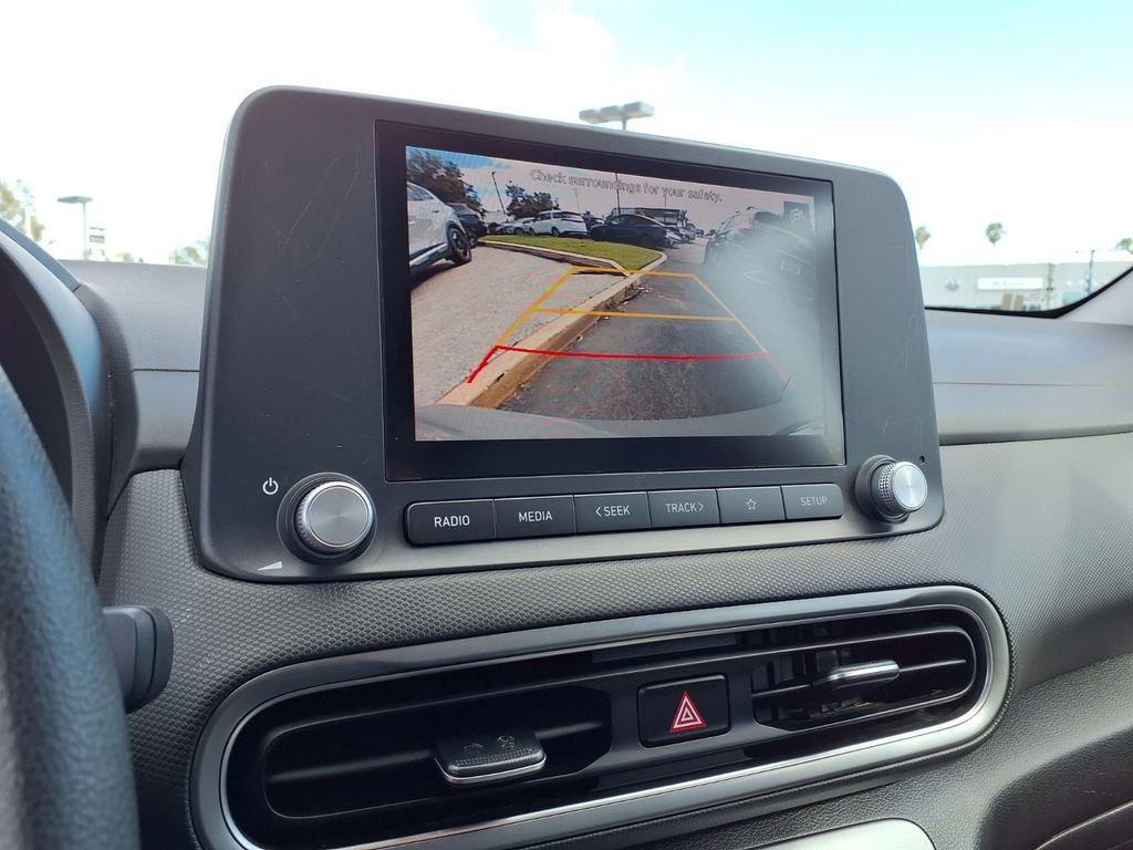Used 2023 Hyundai Kona SE image 18