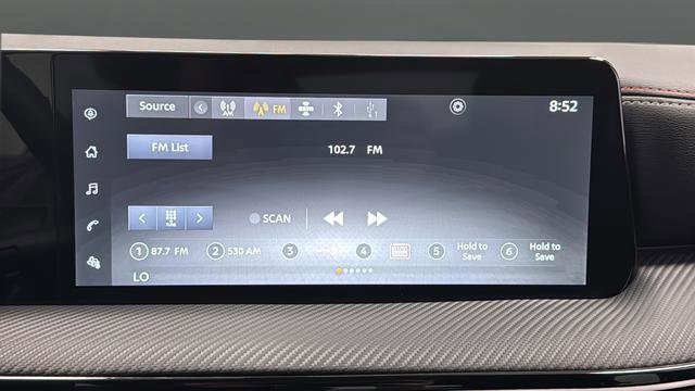 Used 2025 Nissan Kicks SR FWD image 14