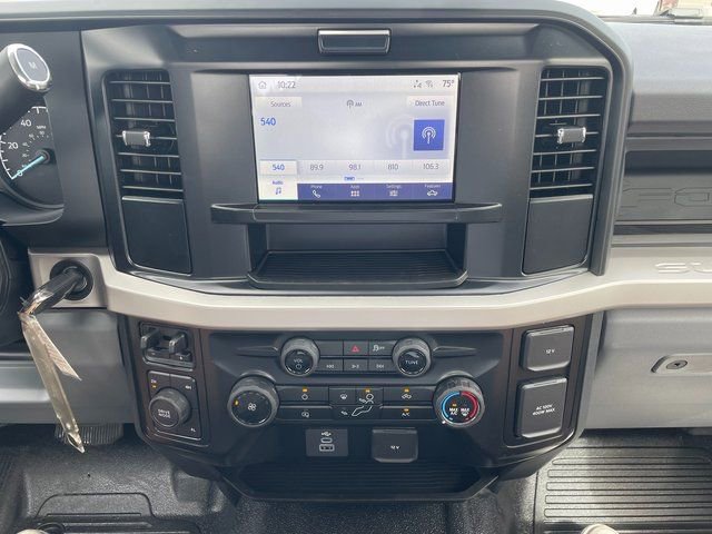 New 2025 Ford F450 XL w/ XL Chrome Package image 20