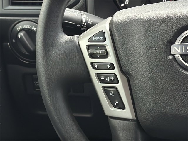 Used 2023 Nissan Titan SV image 15