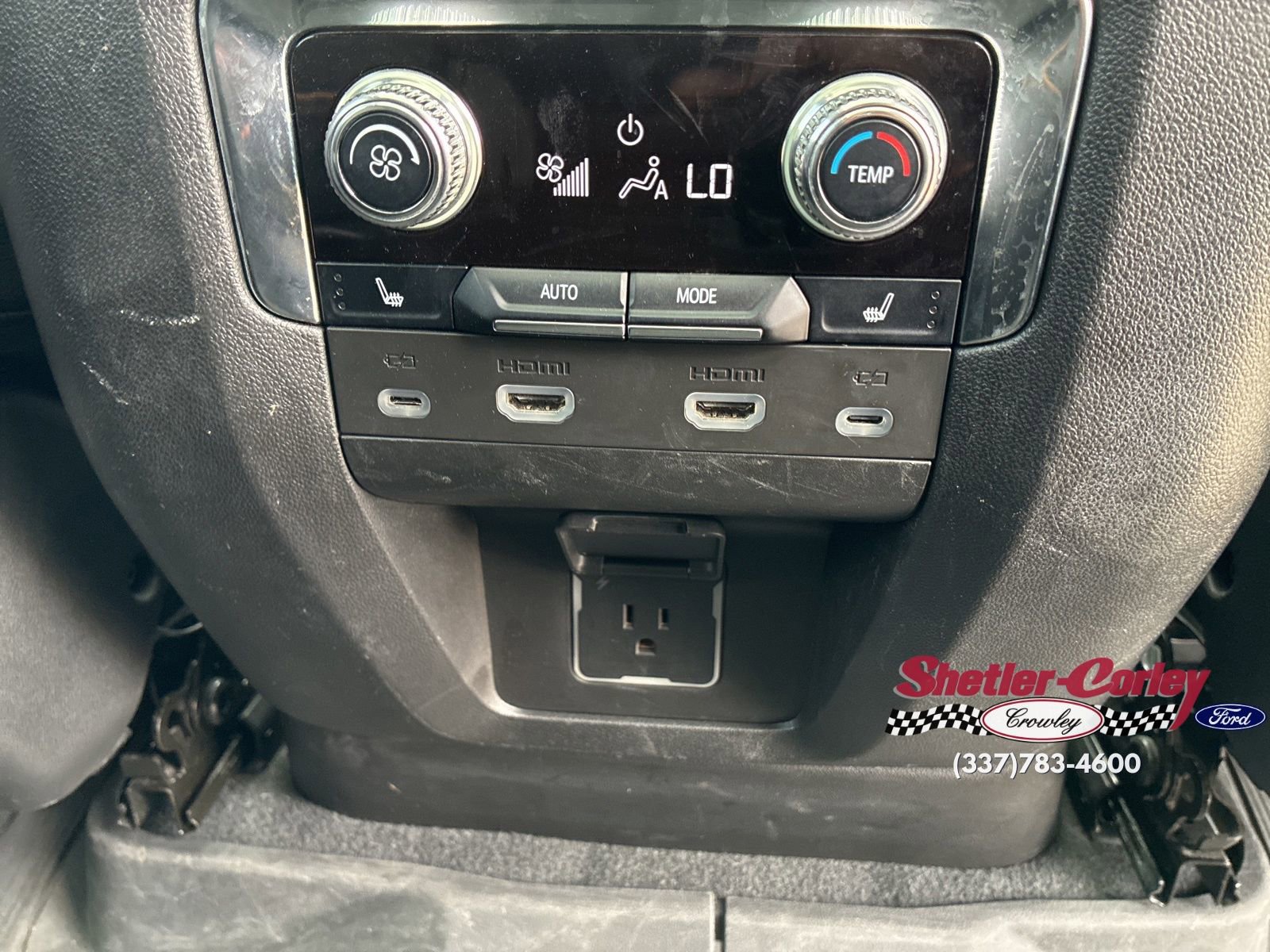 Used 2023 GMC Yukon XL AT4 w/ AT4 Premium Plus Package image 23