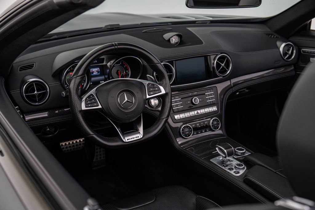 Used 2017 Mercedes-Benz SL 63 AMG image 9