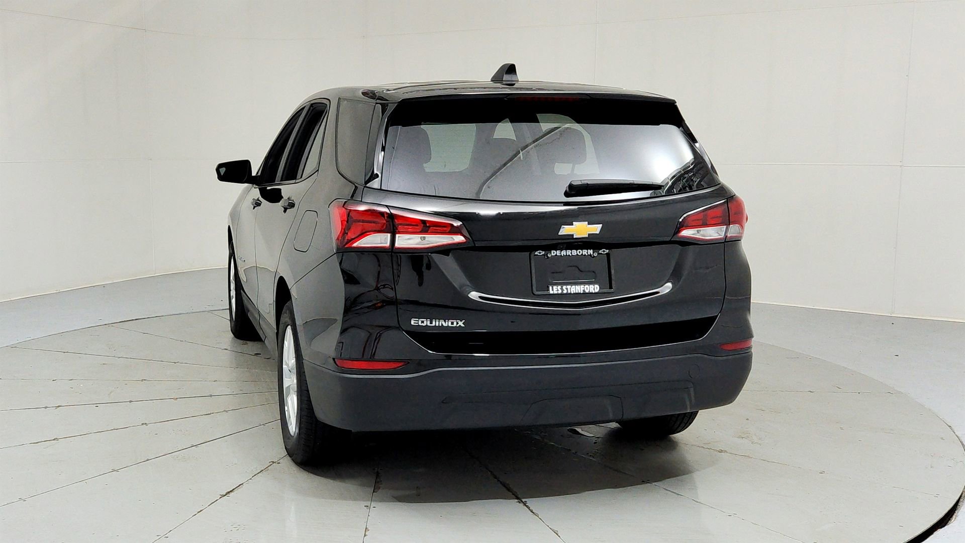 Certified 2024 Chevrolet Equinox LS w/ LS Convenience Package FWD image 4