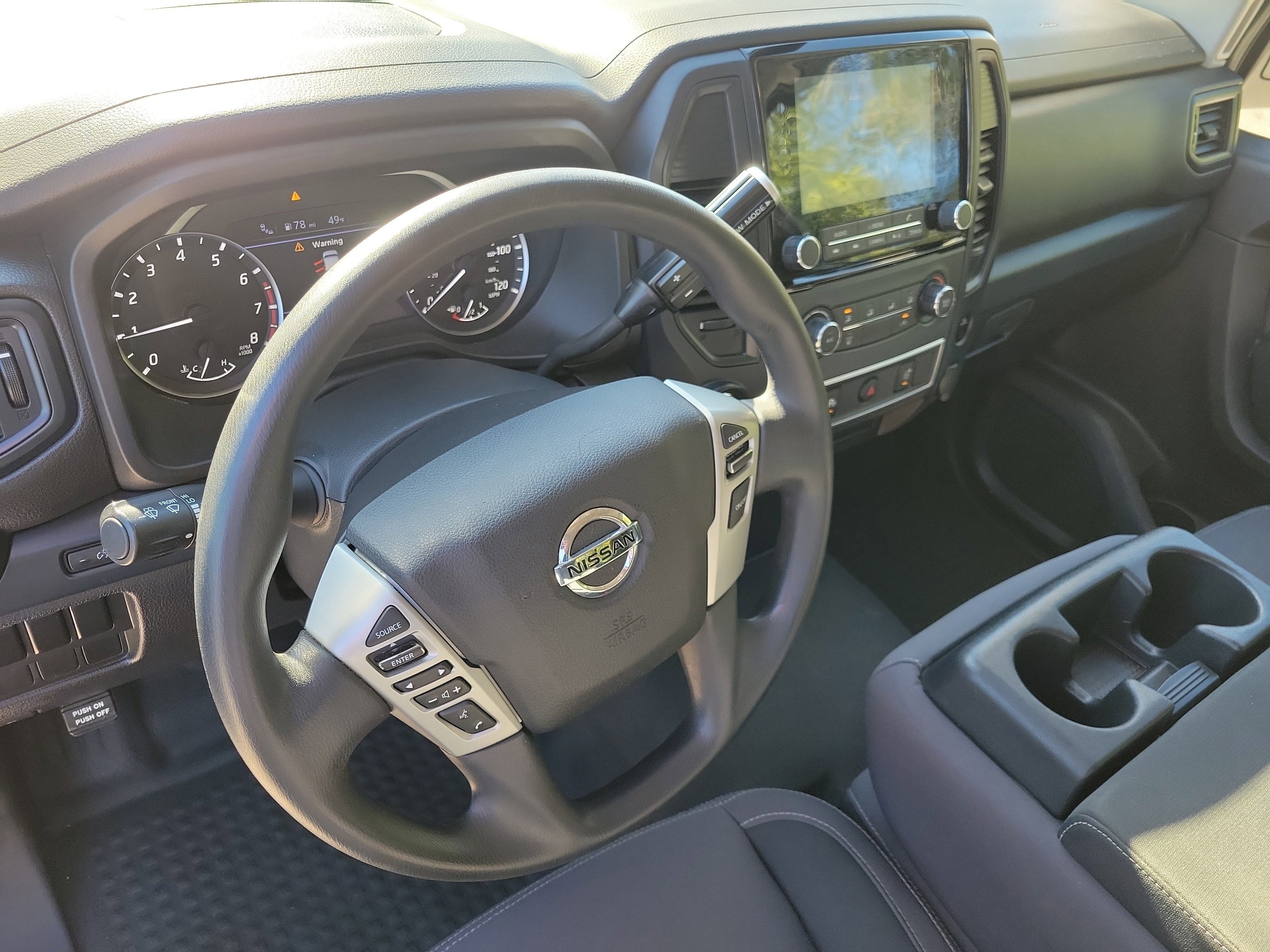 Used 2022 Nissan Titan S image 24