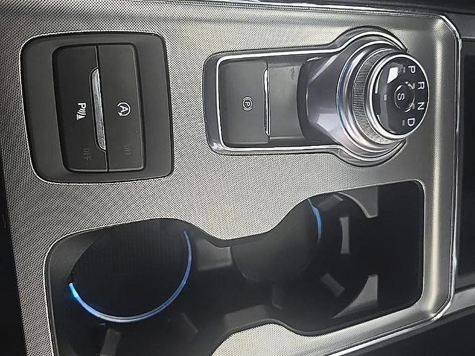 Used 2023 Ford Edge Titanium image 24