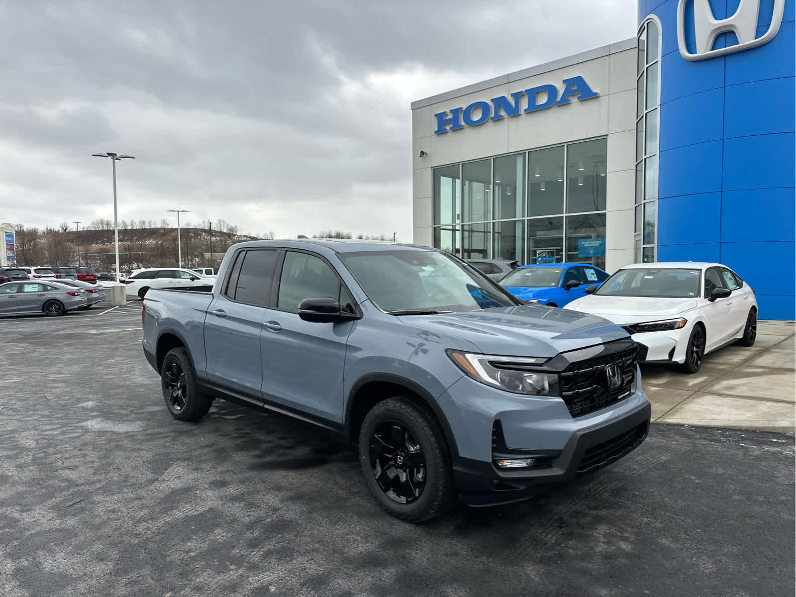 New 2026 Honda Ridgeline Black Edition image 2
