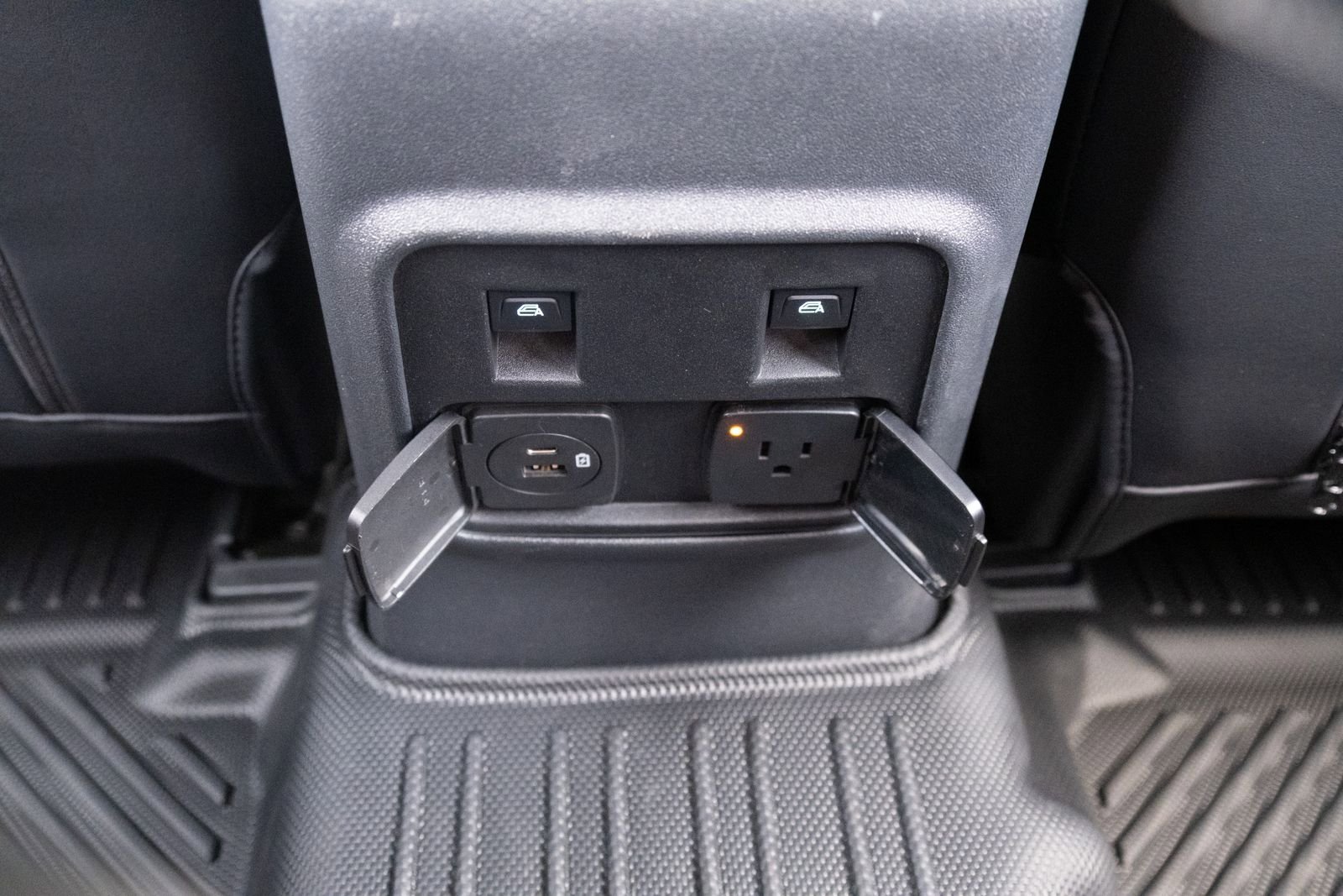Used 2023 Ford Bronco Wildtrak image 18