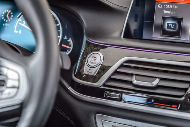 Used 2019 BMW 740i xDrive w/ Executive Package image 29