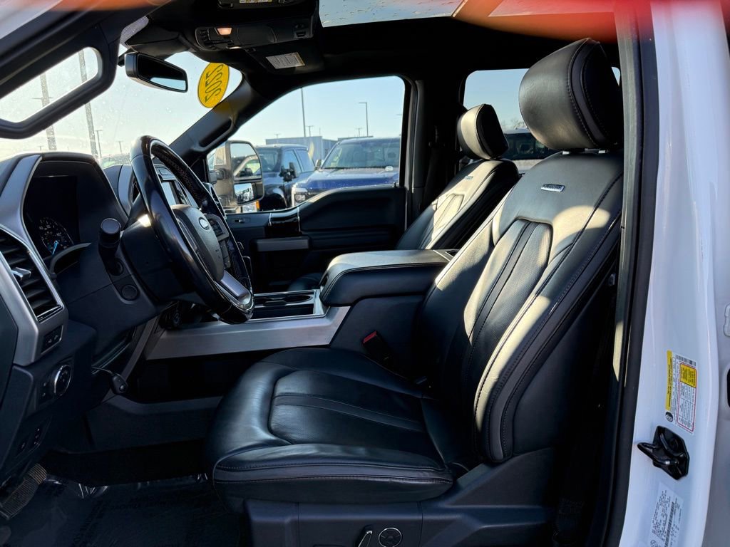 Used 2022 Ford F450 Platinum w/ FX4 Off-Road Package image 5