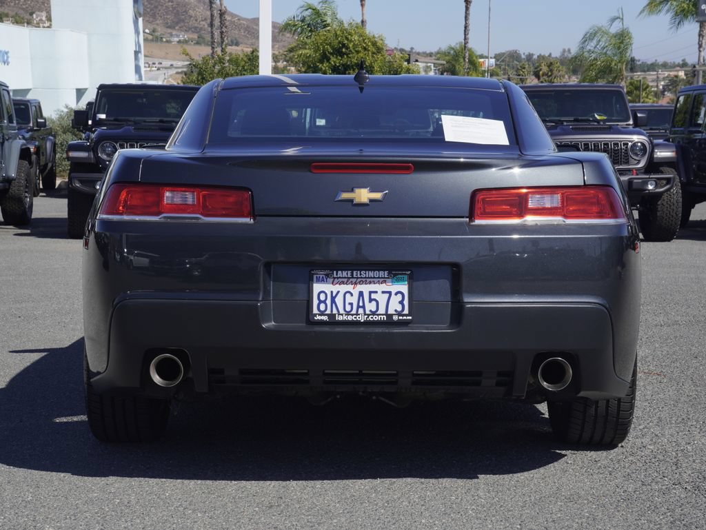 Used 2015 Chevrolet Camaro LS RWD image 5