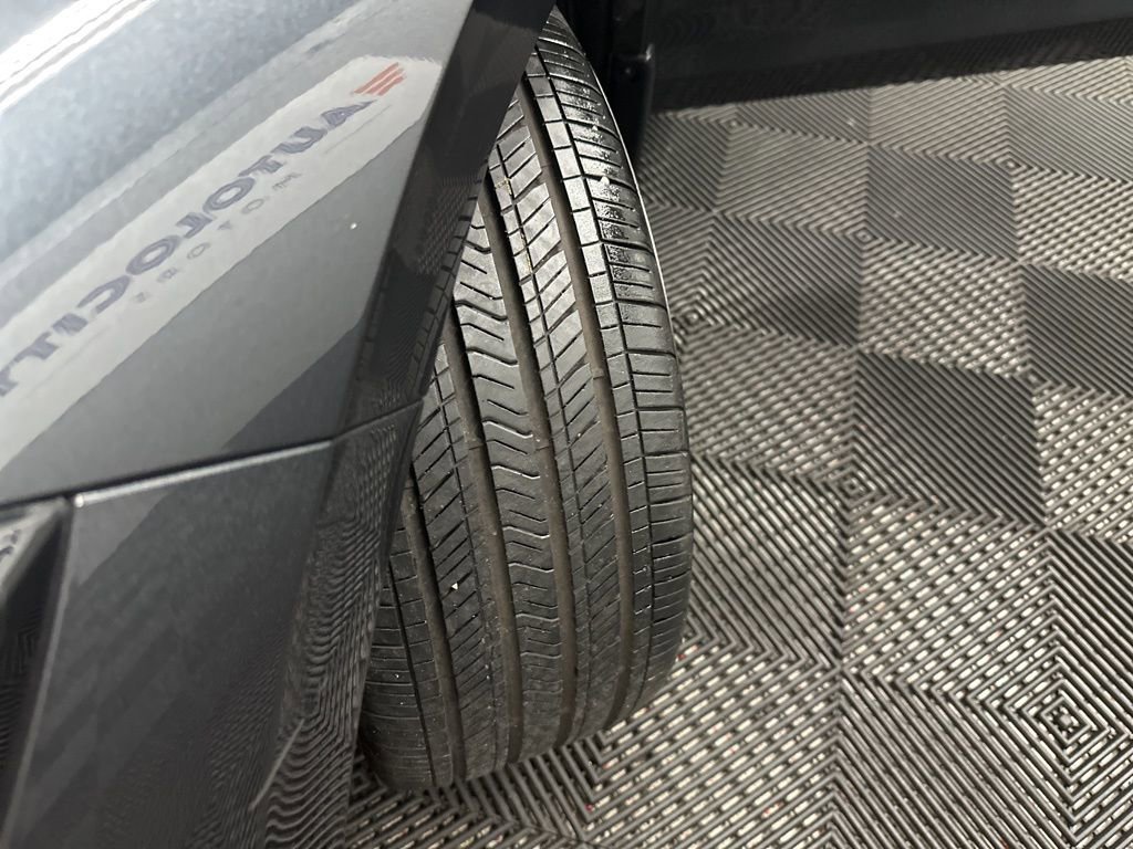 Used 2025 Honda Civic FWD Hybrid Sedan image 35