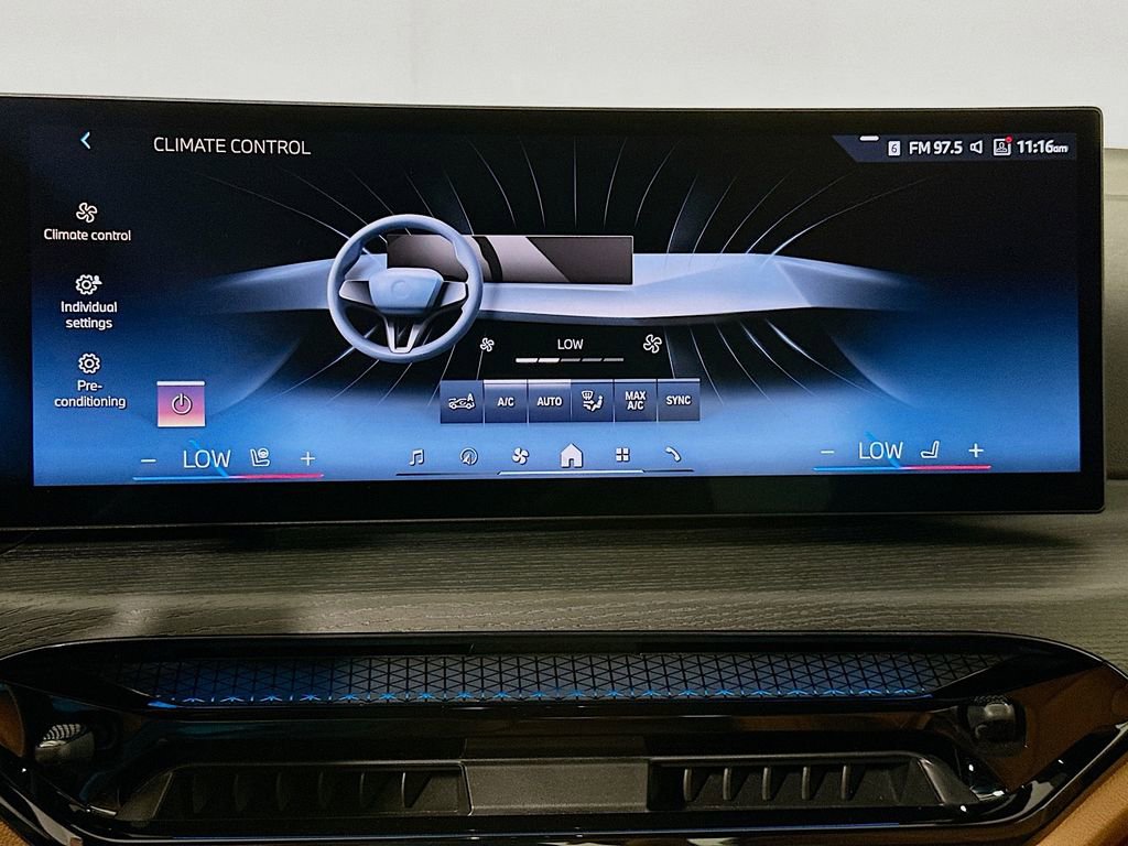 Used 2025 BMW 430i Convertible w/ M Sport Package image 16