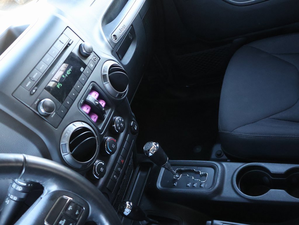 Used 2018 Jeep Wrangler Unlimited Sport S image 19