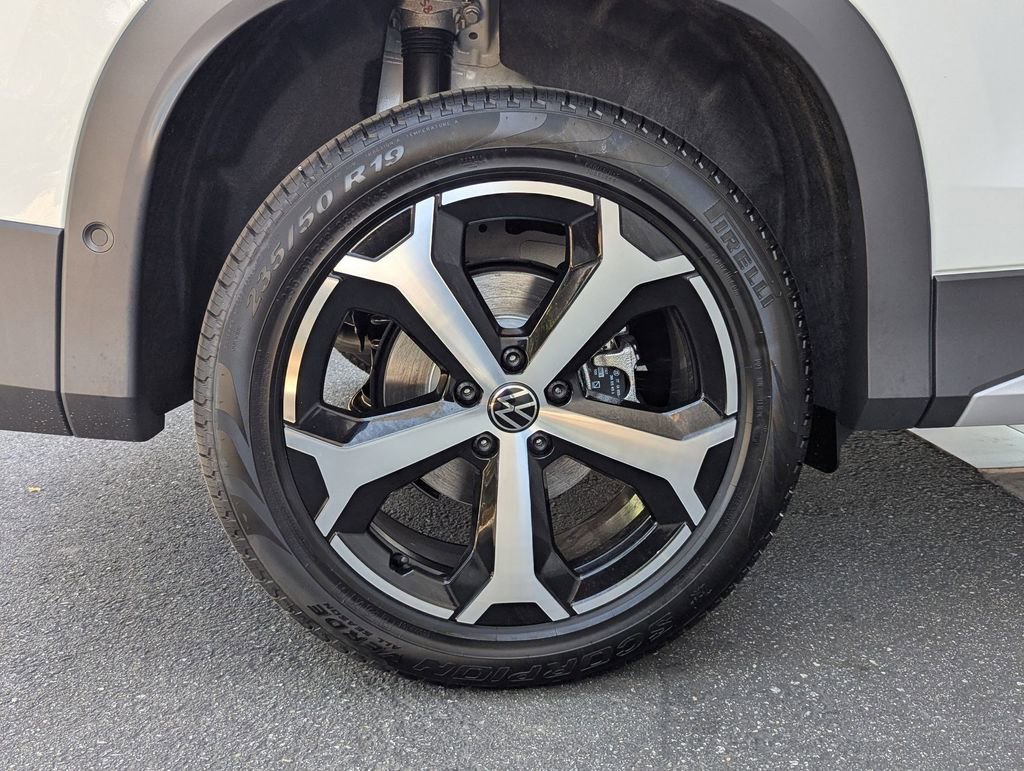 New 2025 Volkswagen Tiguan S image 23
