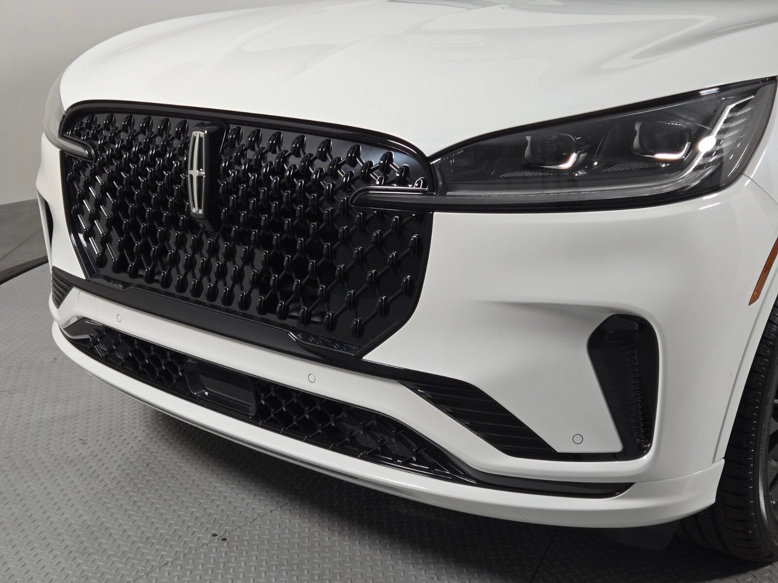 New 2026 Lincoln Aviator Reserve AWD/4WD image 10