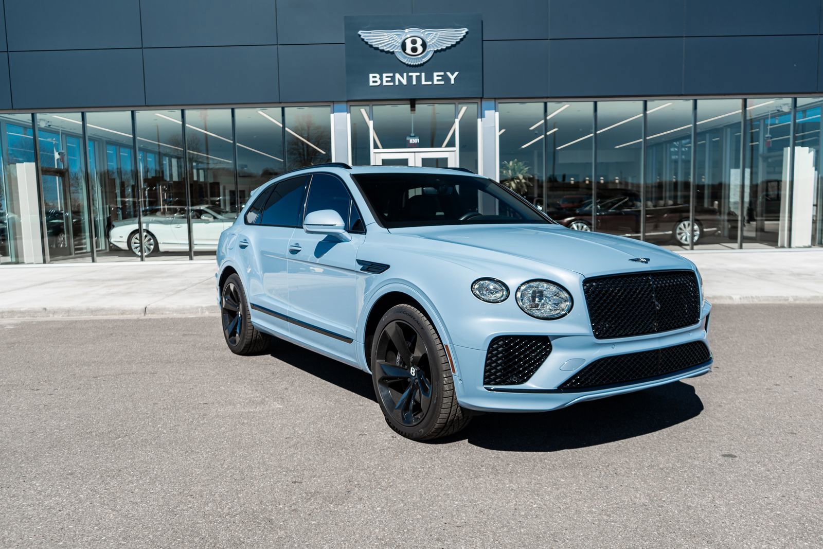 Certified 2022 Bentley Bentayga image 17