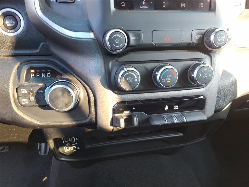 Used 2024 RAM 2500 Big Horn image 12