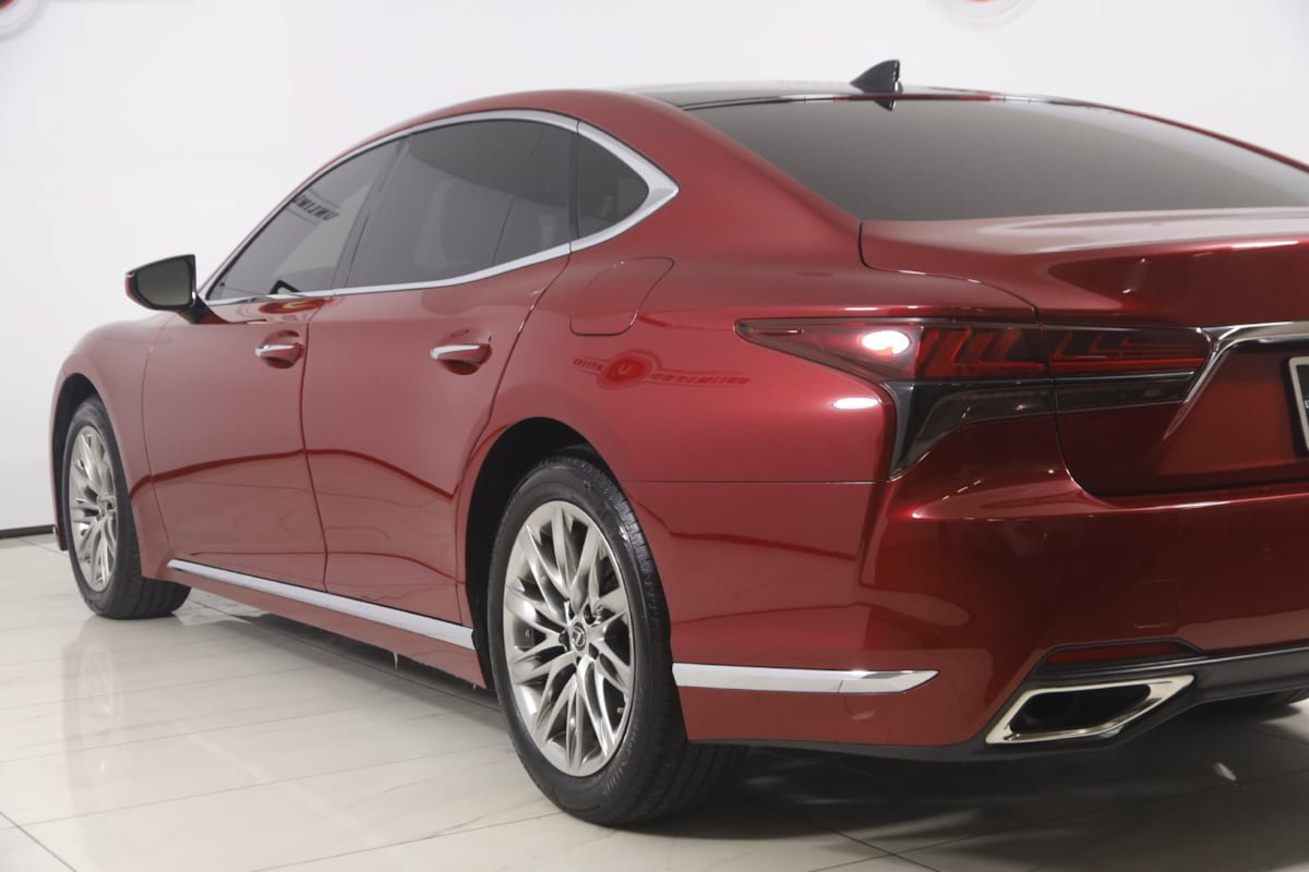 Used 2022 Lexus LS 500 AWD w/ Interior Upgrade Package image 25