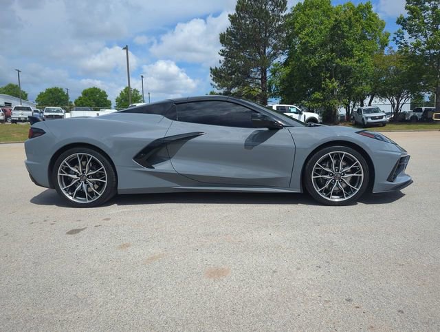 Used 2024 Chevrolet Corvette Stingray Premium Conv w/ Z51 Performance Package RWD image 3