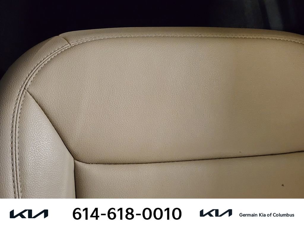 Used 2020 Ford Explorer XLT w/ Equipment Group 202A image 26