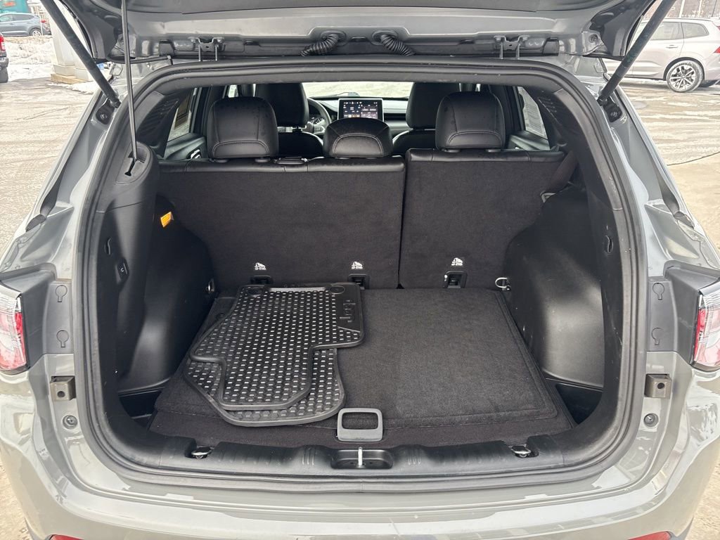 Used 2023 Jeep Compass Altitude w/ Convenience Group image 39