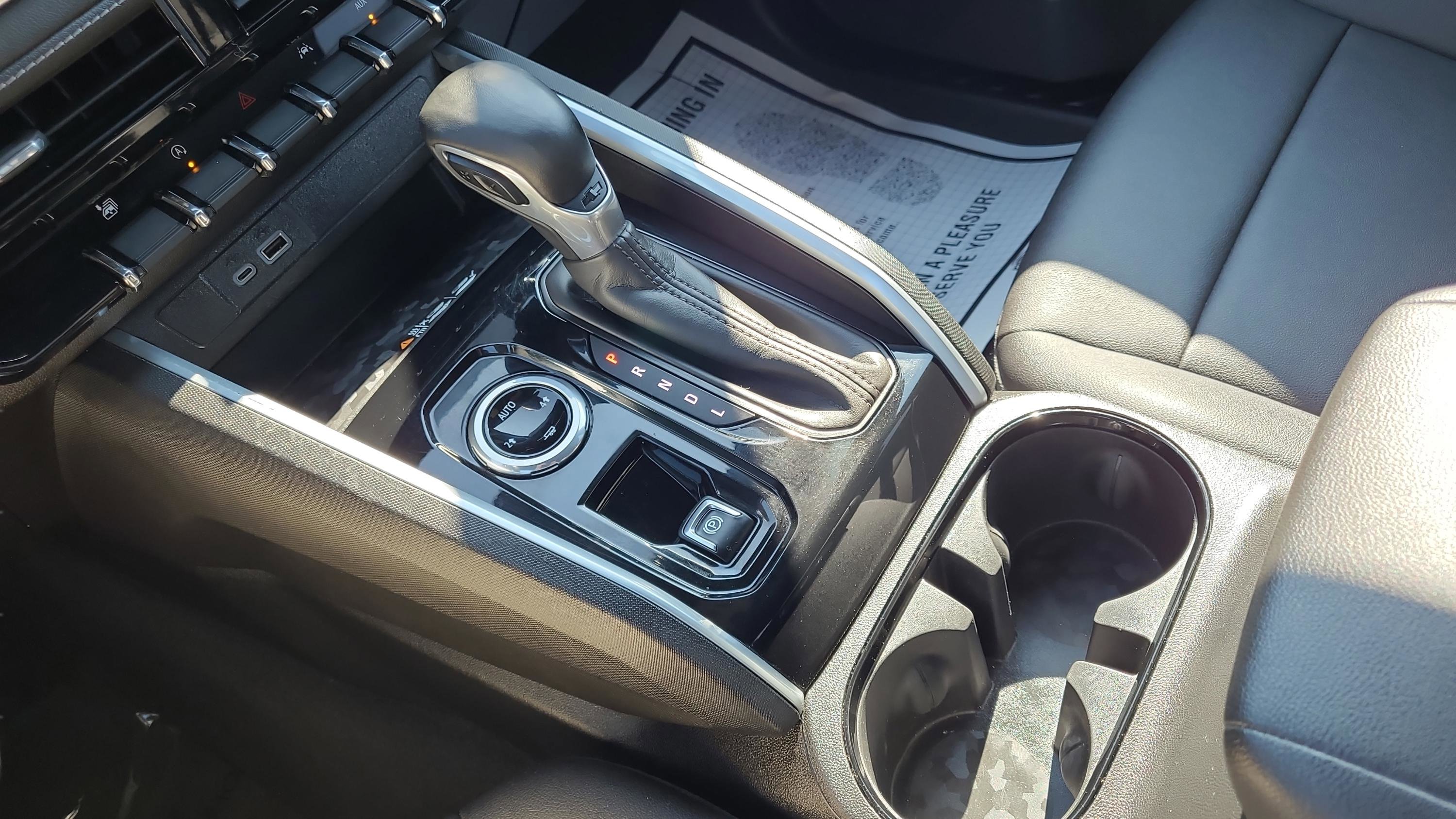 Used 2023 Chevrolet Colorado LT w/ LT Convenience Package III image 22