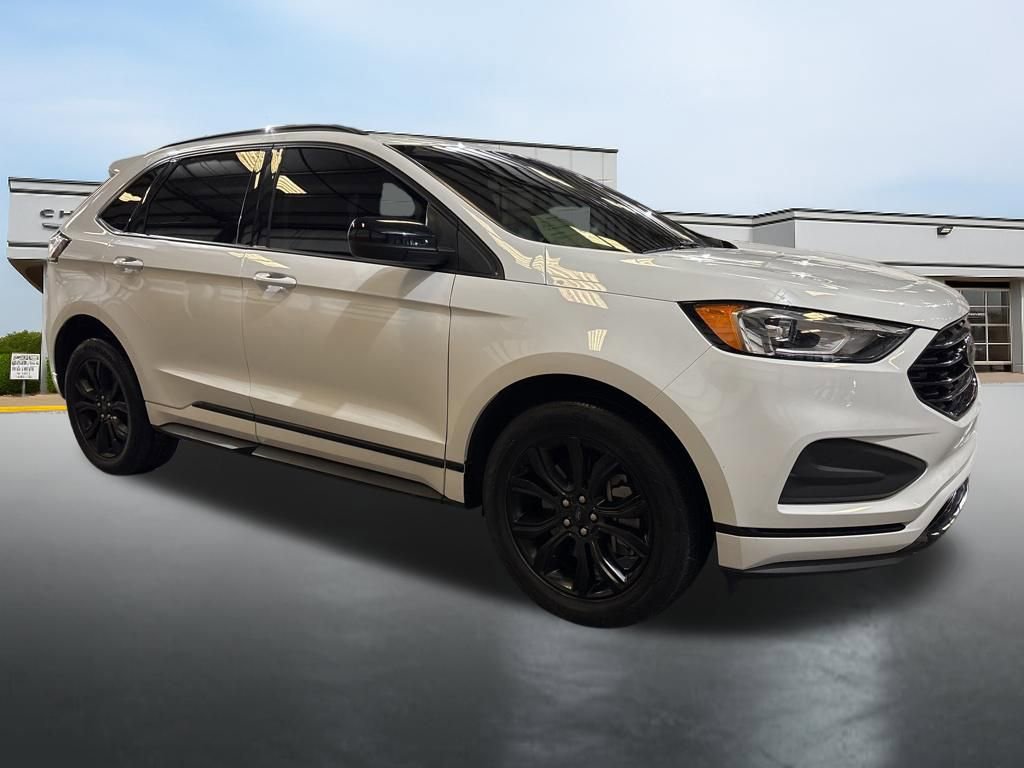 Used 2022 Ford Edge SE w/ Black Appearance Package image 7