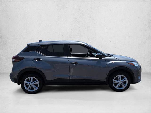 Used 2025 Nissan Kicks Play S FWD image 9