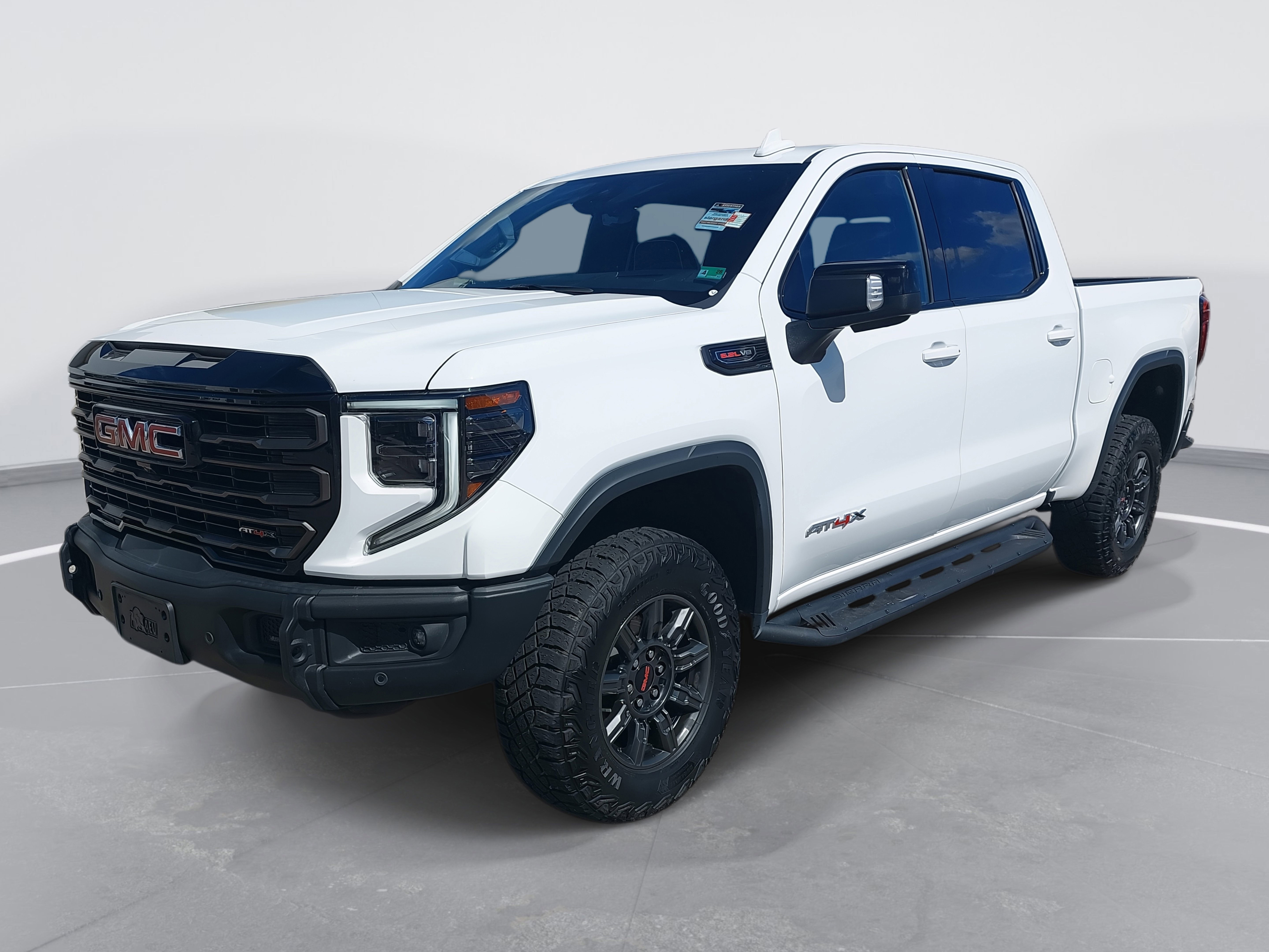 Used 2024 GMC Sierra 1500 AT4X image 1