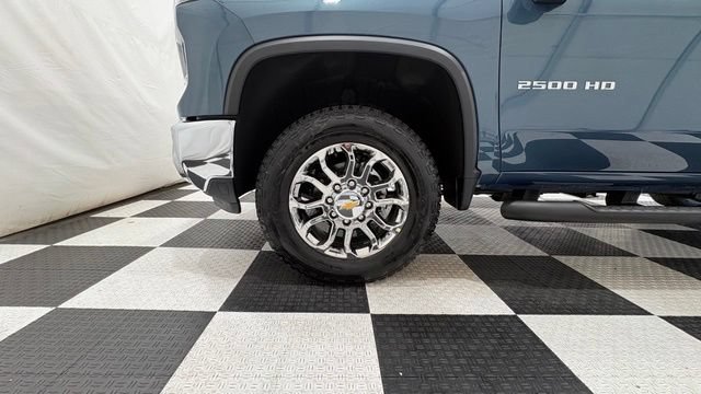 New 2026 Chevrolet Silverado 2500 LTZ w/ LTZ Convenience Package AWD/4WD image 10