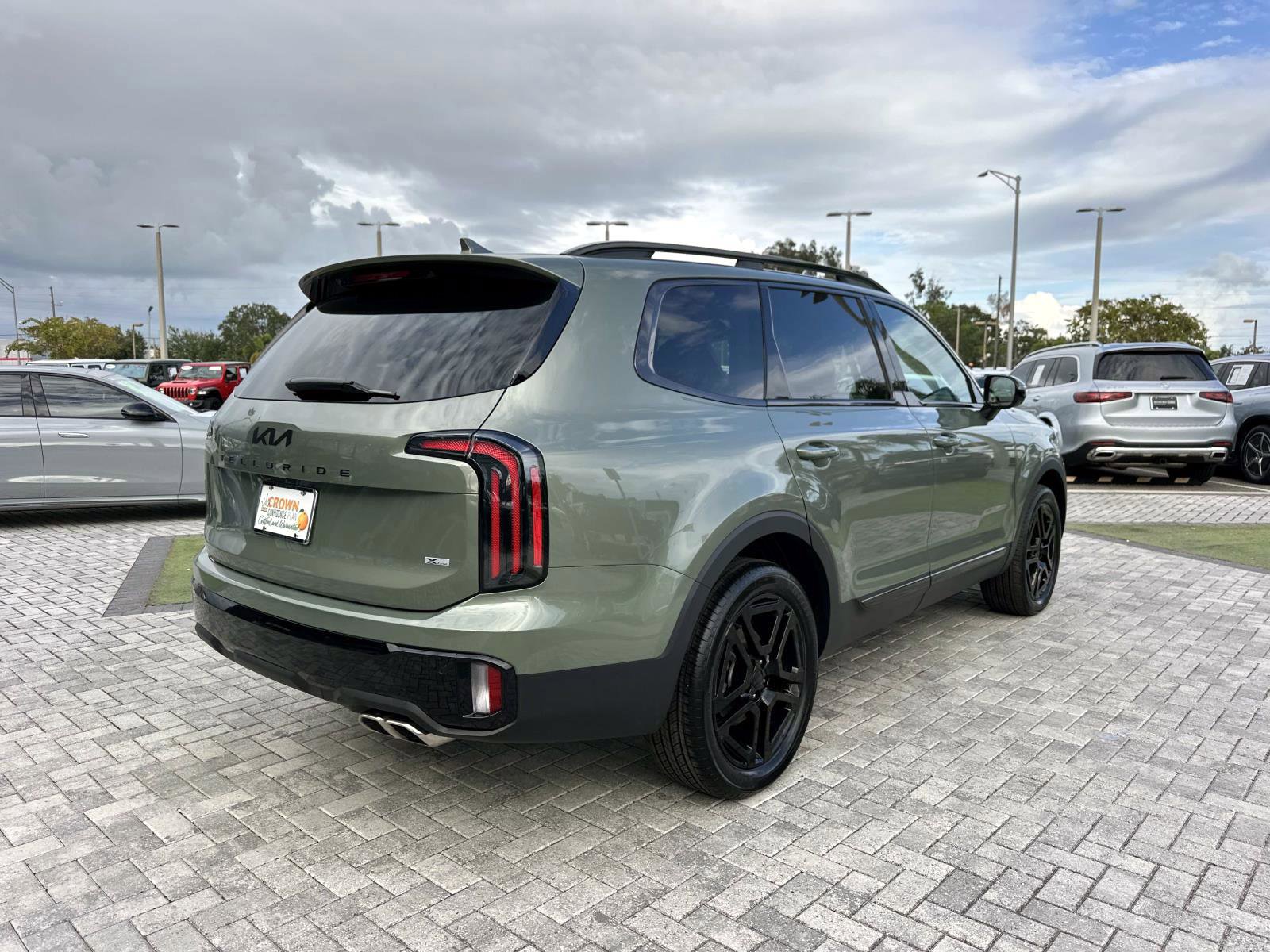 Used 2025 Kia Telluride SX Prestige X-Line image 4
