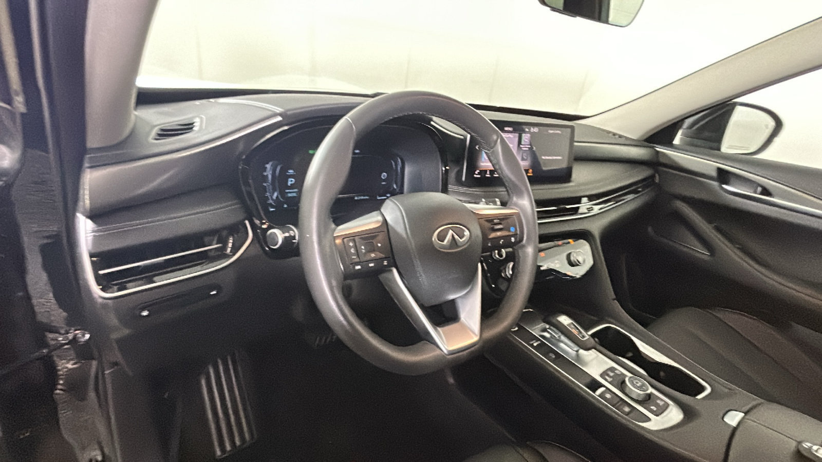 Used 2024 INFINITI QX60 Luxe AWD/4WD image 15