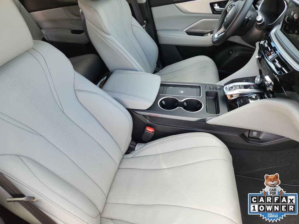 Certified 2026 Acura MDX w/ Technology Package FWD image 14