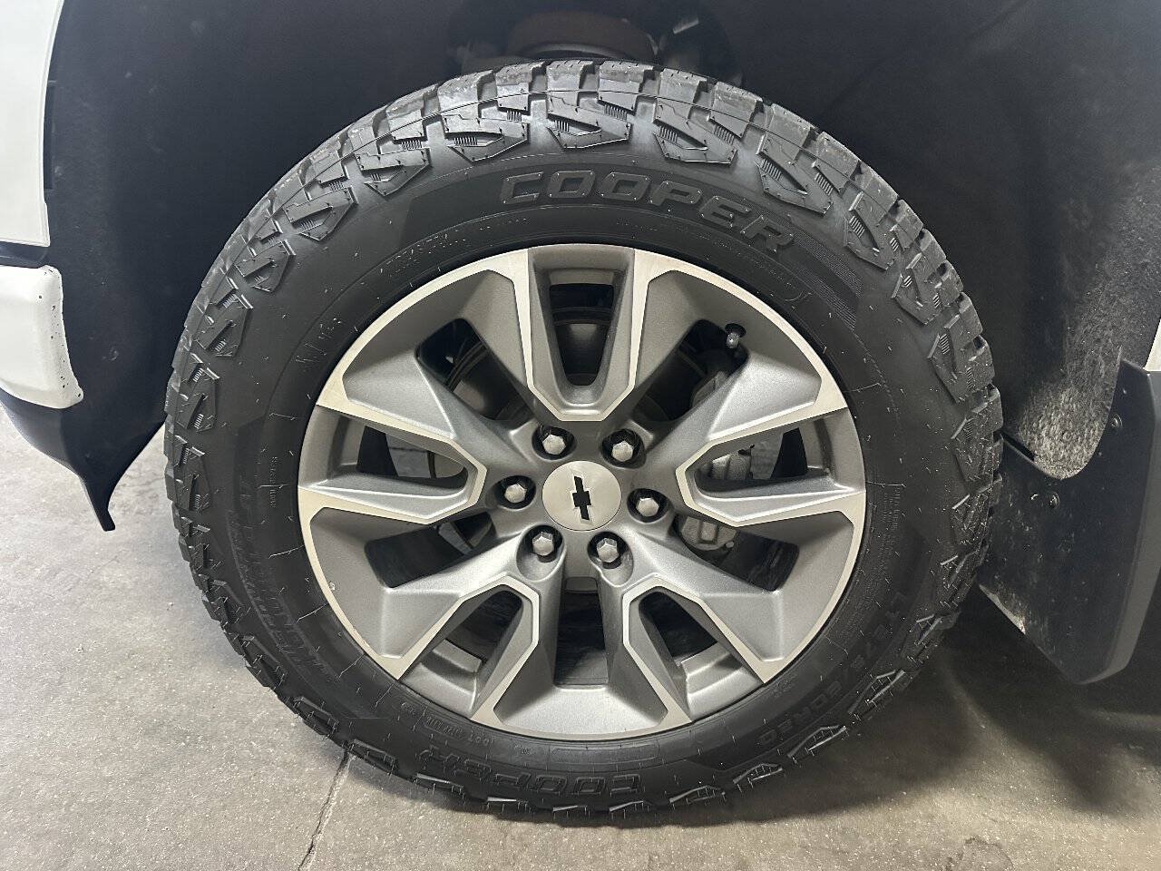 Used 2019 Chevrolet Silverado 1500 RST w/ All-Star Edition AWD/4WD image 22