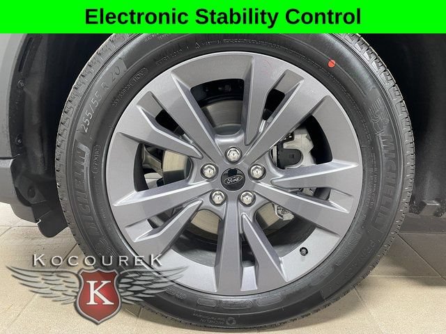 New 2026 Ford Explorer Active w/ Active Comfort Package AWD/4WD image 7