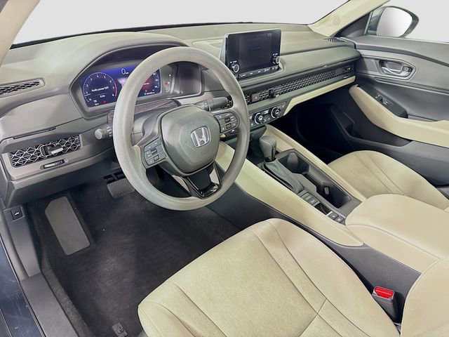 Used 2023 Honda Accord EX image 19