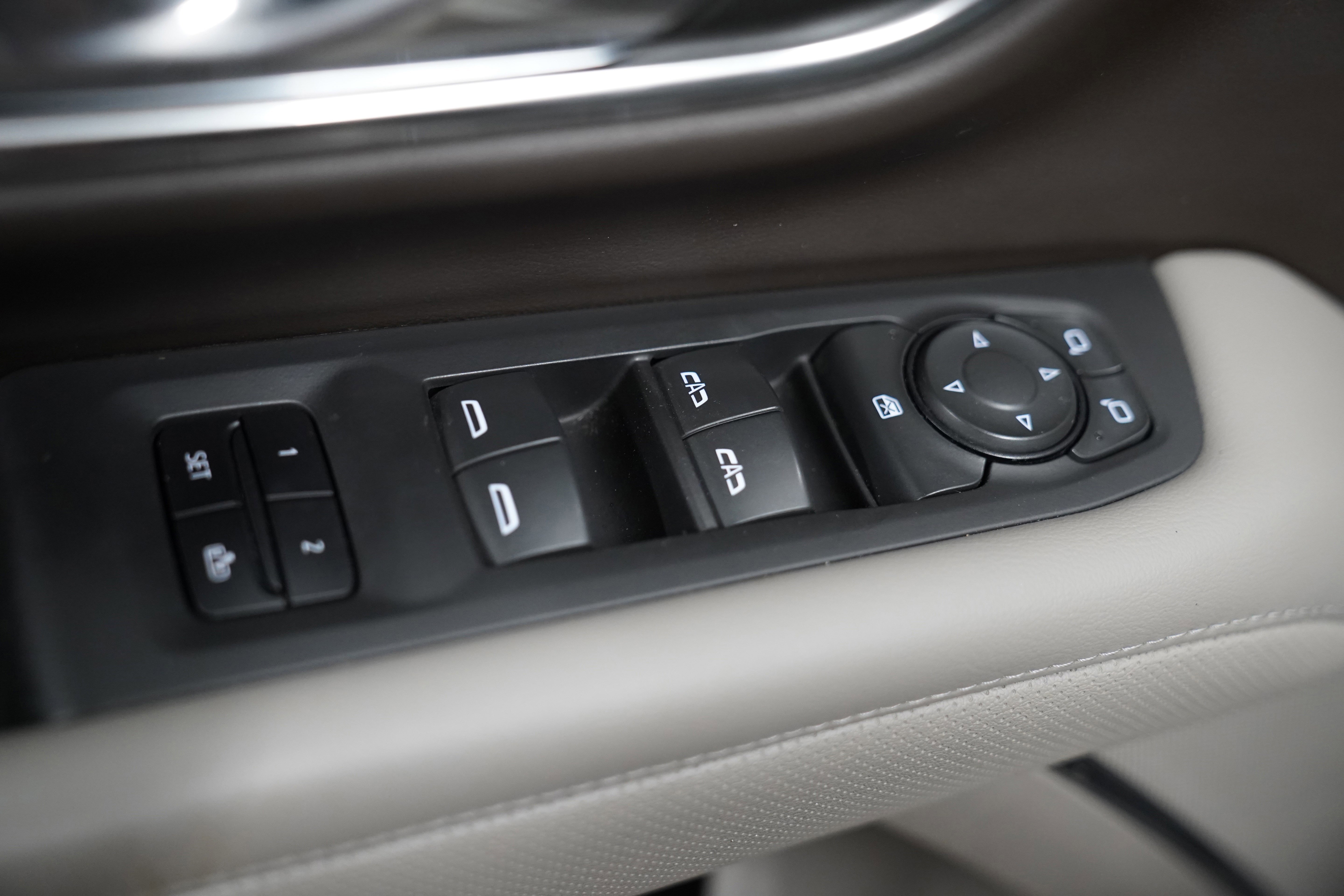 Used 2023 GMC Yukon SLT image 18