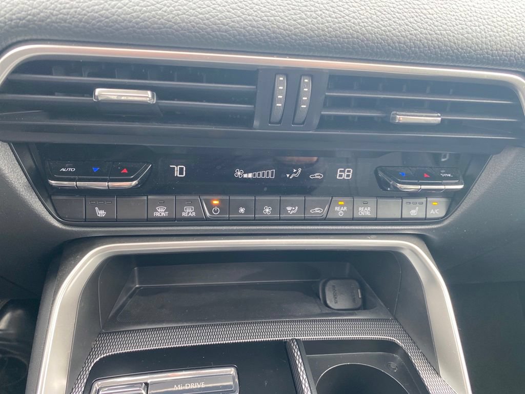 Certified 2024 MAZDA CX-90 Plug-In Hybrid w/ Preferred AWD/4WD image 12