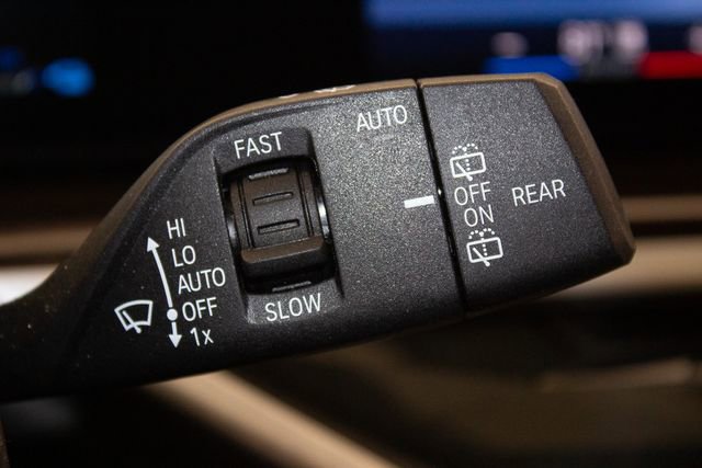 Used 2025 BMW X5 xDrive50e image 27