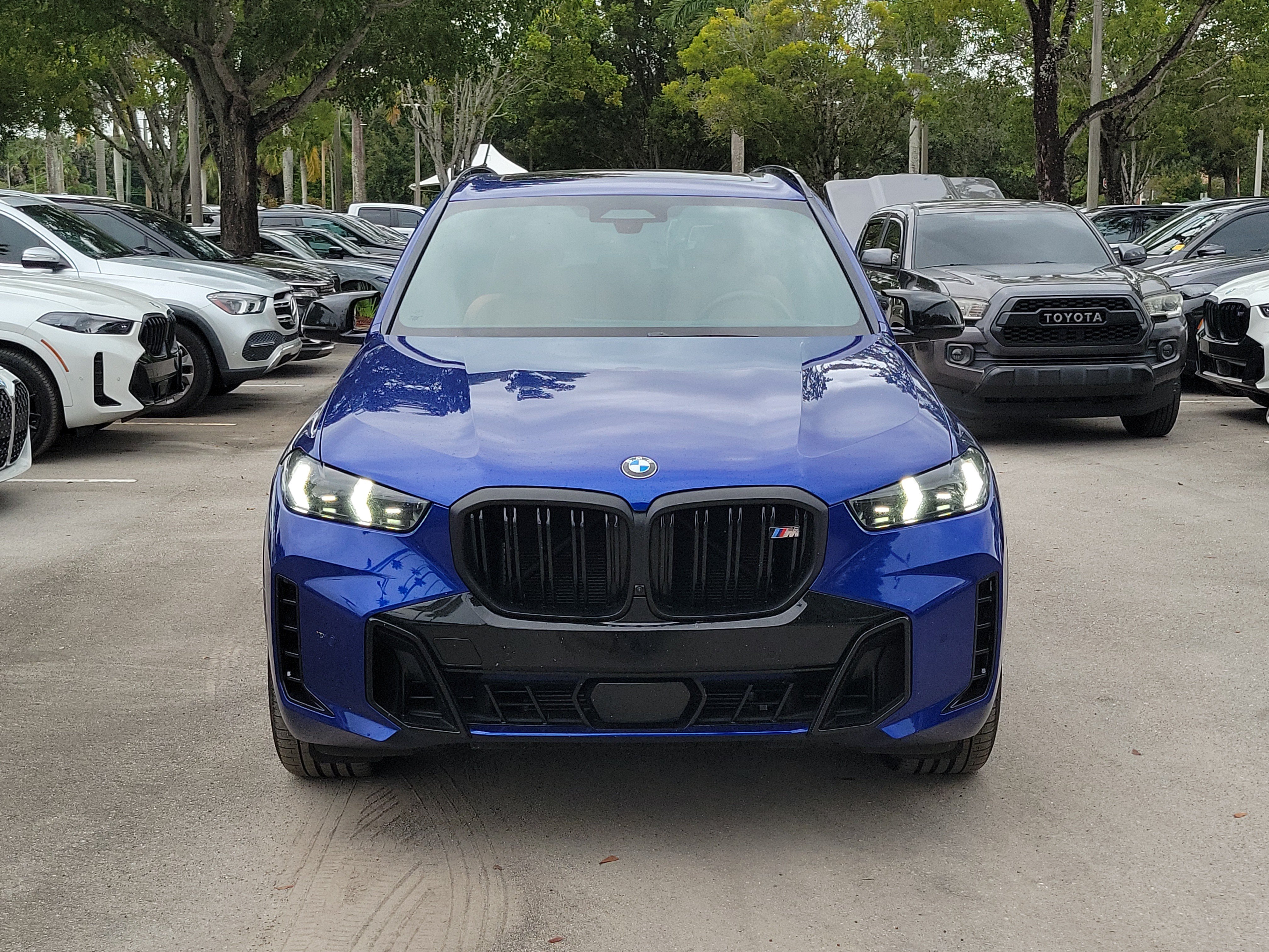Used 2025 BMW X5 M60i AWD/4WD image 7