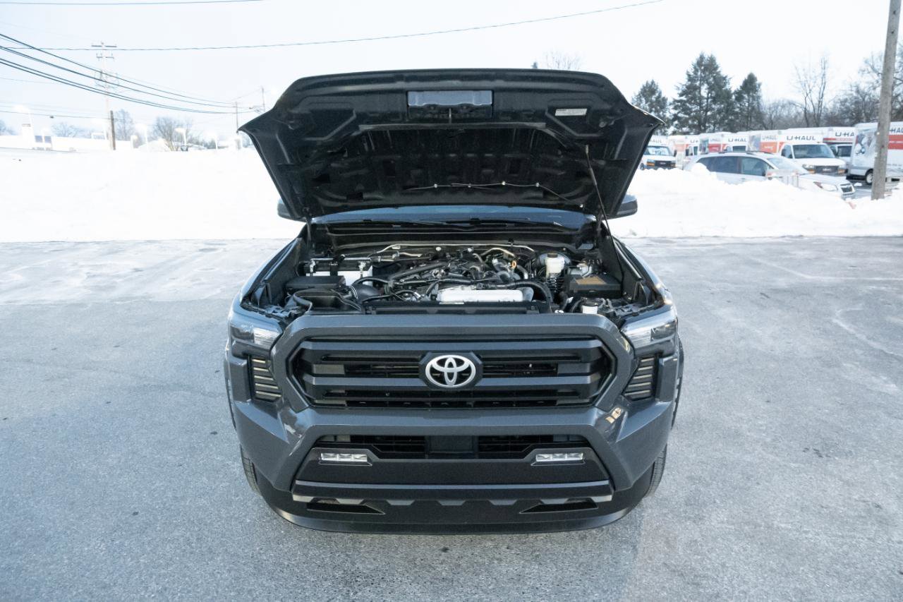 Used 2024 Toyota Tacoma SR5 RWD image 32
