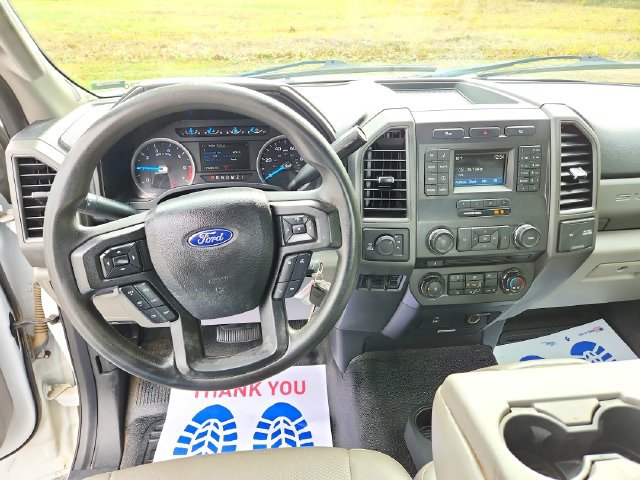 Used 2017 Ford F250 XL w/ Power Equipment Group AWD/4WD image 15