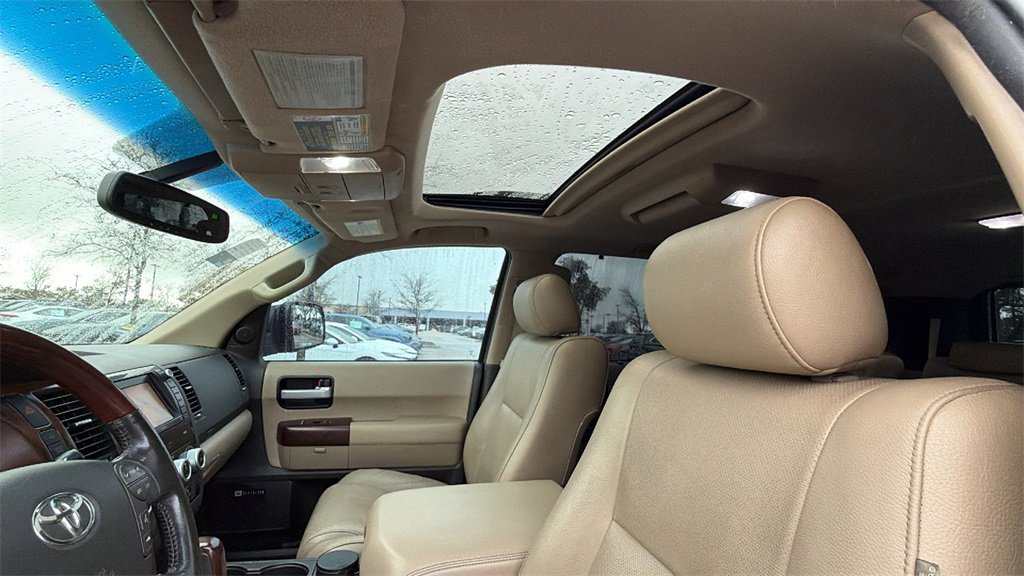 Used 2011 Toyota Sequoia Platinum image 21
