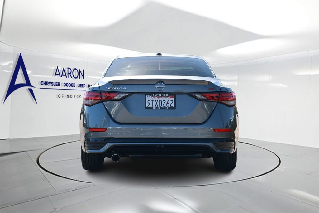 Used 2025 Nissan Sentra SR w/ SR Premium Package FWD image 3