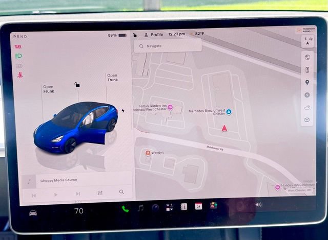 Used 2023 Tesla Model 3 Standard Range RWD image 21