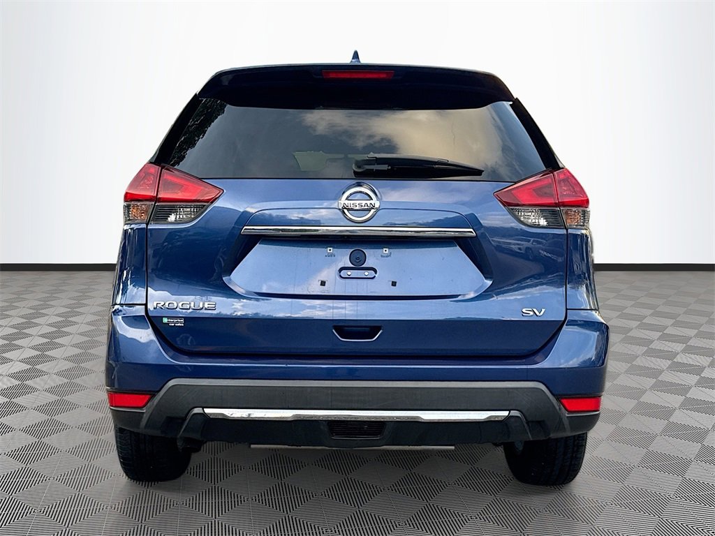 Used 2018 Nissan Rogue SV image 7
