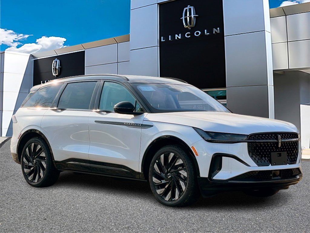 New 2026 Lincoln Nautilus Reserve w/ Jet Appearance Package